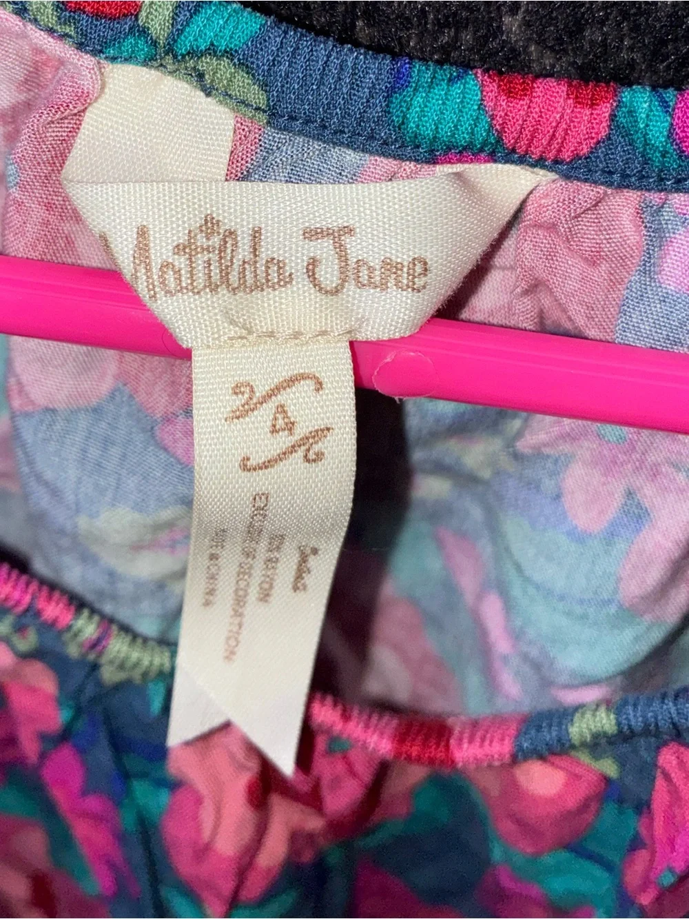 Matilda Jane Moments With You Poinsettia Top Girls size 4 Floral Peasant Blouse